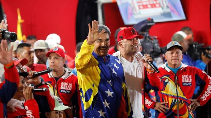 Nicolas Maduro Moros berani melawan amerika