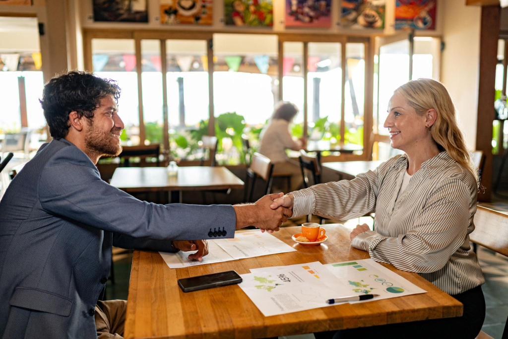 5 Kebiasaan Harian yang Terbukti Mempercepat Pertumbuhan Karier di 2026