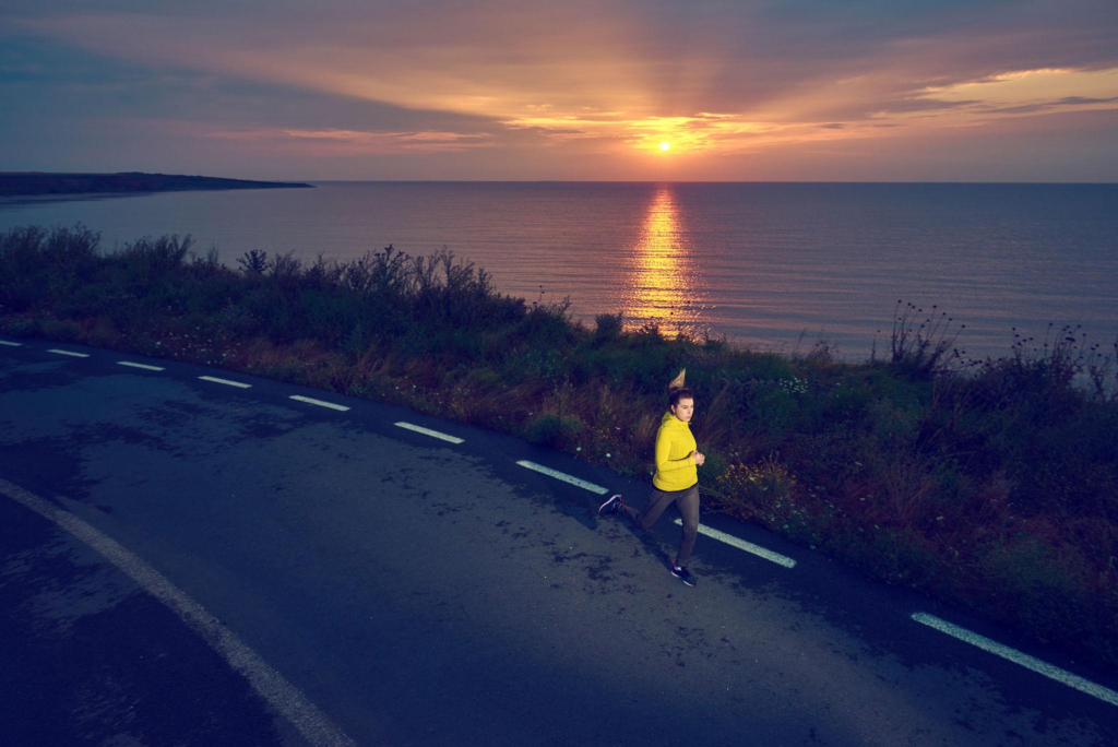 5 Kebiasaan Harian yang Terbukti Mempercepat Pertumbuhan Karier di 2026